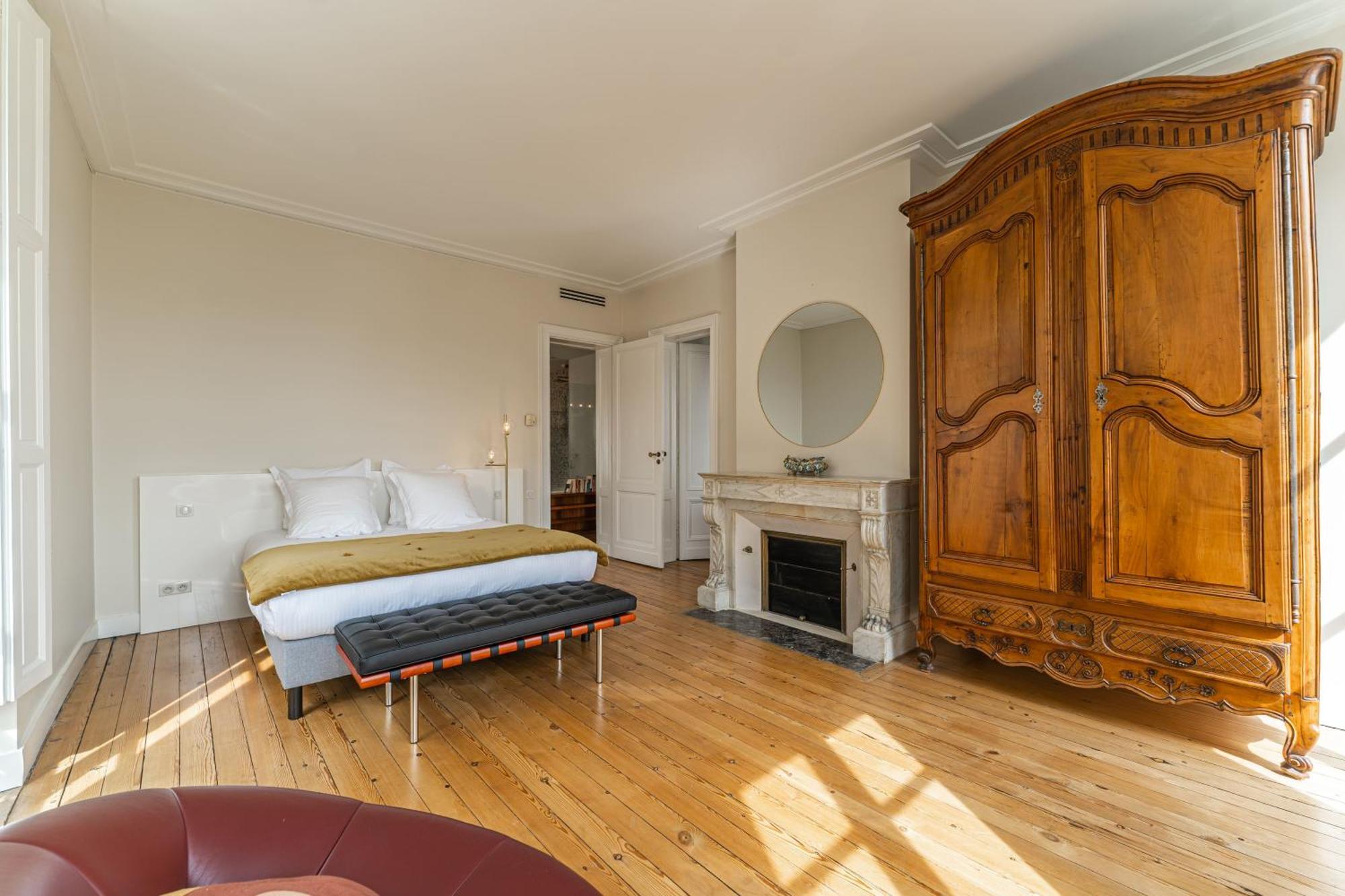 Appartement Luxe Avec Climatisation Parking Vue Exeptionnelle Bordeaux Eksteriør billede